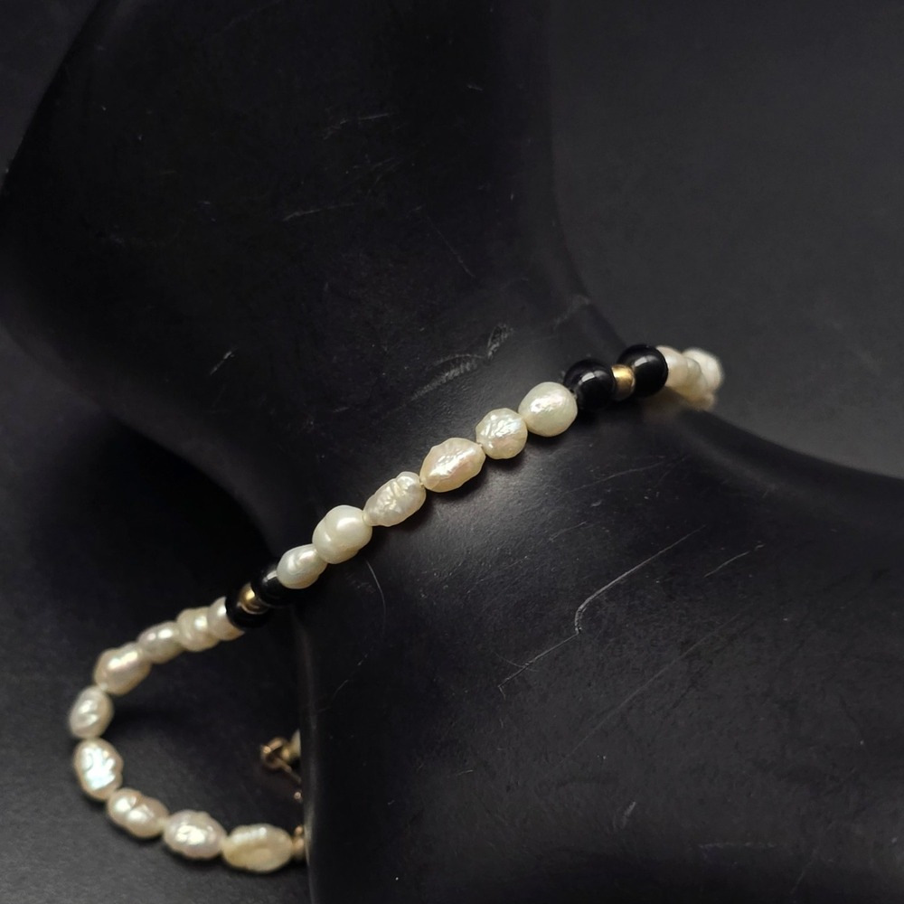 Freshwater Pearl Bracelet 14K Gold Clasp Closure